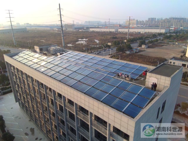 長沙湘江涂料職工宿舍太陽能熱水工程