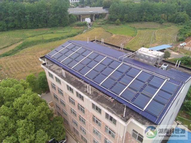 長沙縣安沙鎮(zhèn)楊梓中學(xué)宿舍太陽能熱水系統(tǒng)工程