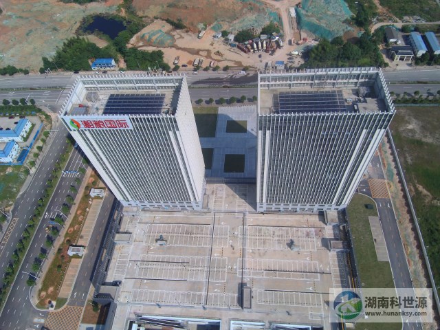 湖南糧食集團-湘梁國際-長沙綠色食品交易中心太陽能熱水工程