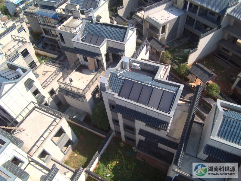 星語林·汀湘十里九區A地塊低層住宅（別墅）太陽能熱水工程