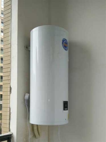 陽臺壁掛式太陽能熱水系統(tǒng)水箱