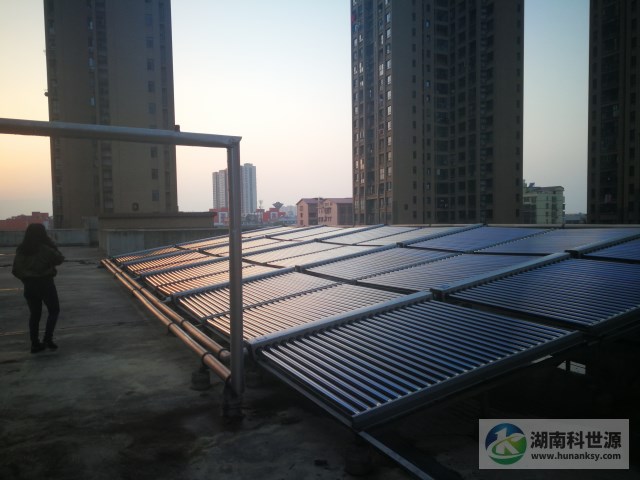真空管太陽能熱水工程