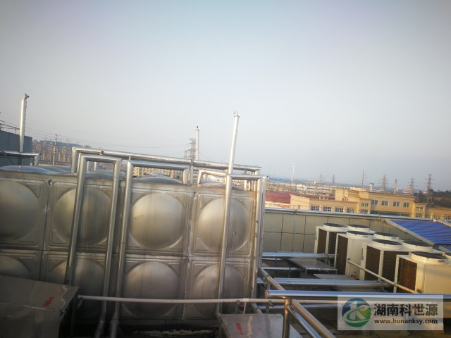 宿舍太陽能熱水工程