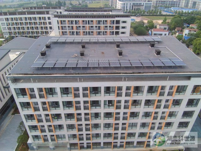 太陽能平鋪大串聯熱水循環系統