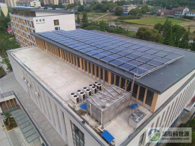 太陽能+空氣能熱水系統