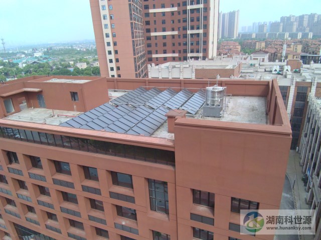 平板太陽能熱水系統