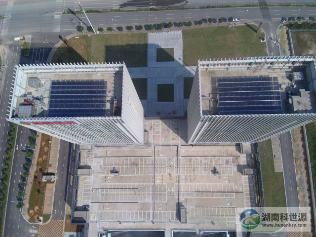 屋頂太陽能熱水系統工程