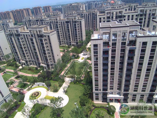 陽臺壁掛太陽能熱水系統