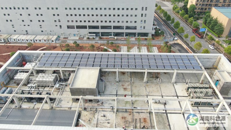 航拍太陽能熱水系統(tǒng)