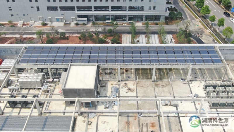 航拍太陽能熱水系統(tǒng)