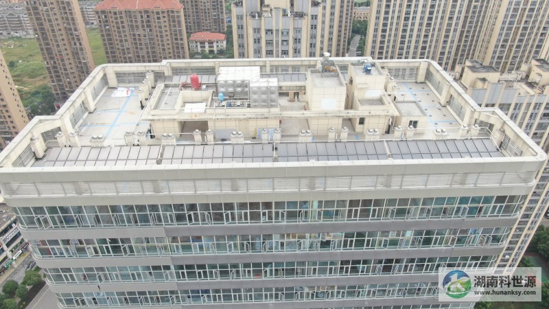 屋頂平板太陽能集熱器